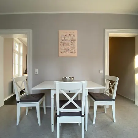 Apartment Luett Huesken *
