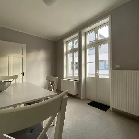 Luett Huesken * Lemgo